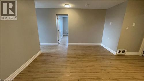 69 EAST MAIN Street Unit# 305 , Welland, Ontario L3B 3W4 4