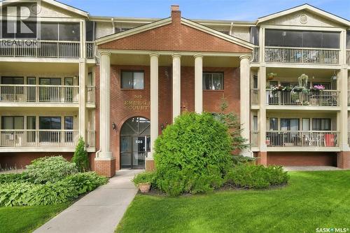 203 525 5Th Avenue N, Saskatoon, SK - Outdoor With Balcony With Facade