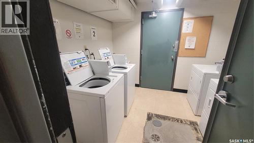 4 111 St Lawrence Crescent, Saskatoon, SK - Indoor Photo Showing Laundry Room