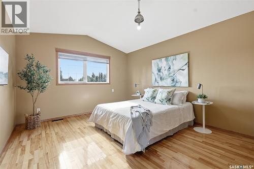 703 Beechmont Lane, Saskatoon, SK - Indoor Photo Showing Bedroom