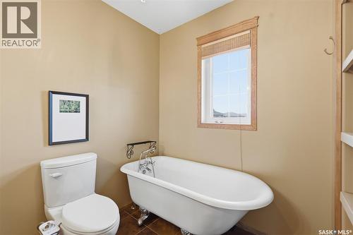 703 Beechmont Lane, Saskatoon, SK - Indoor Photo Showing Bathroom