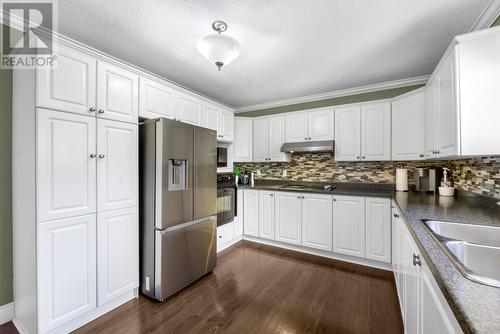 12 Riverview Place, Torbay, NL - Indoor Photo Showing Kitchen With Double Sink With Upgraded Kitchen