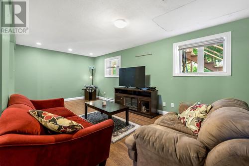 12 Riverview Place, Torbay, NL - Indoor Photo Showing Living Room