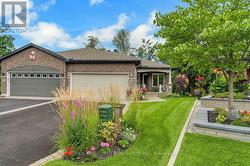 57 WATERTHRUSH CRESCENT  Ottawa, ON K2M 2T8