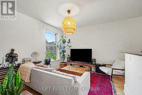 475 Maclaren Street, Ottawa, ON - Indoor