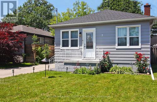 7 Lampton Place, Hamilton, ON - Outdoor