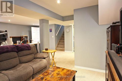 7 Lampton Place, Hamilton, ON - Indoor