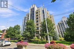 201 - 90 CHARLTON AVENUE W  Hamilton, ON L8P 0B4