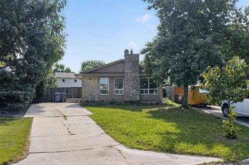 92 Blackwater Bay, Winnipeg, MB - Outdoor