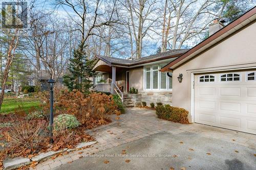 349 WEDGEWOOD DRIVE , Oakville (MO Morrison), Ontario L6J 4R6 3