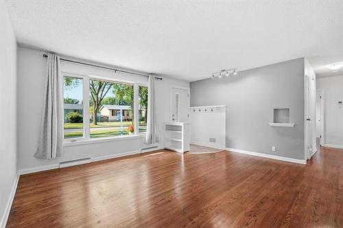 509 Rosseau Ave, Winnipeg, MB - Indoor Photo Showing Other Room