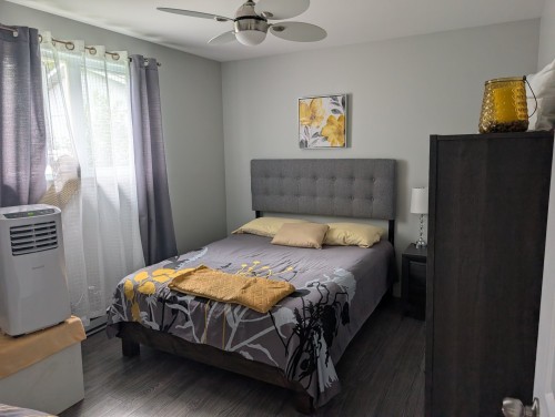 Chambre à coucher - 863  - 865 200E Rue, Saint-Georges, QC - Indoor Photo Showing Bedroom