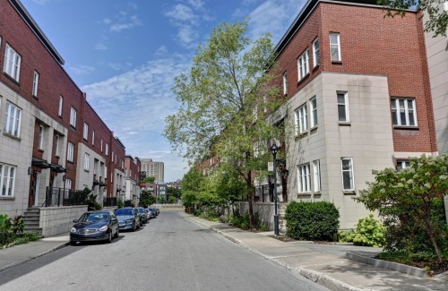 Front of Structure - 683 Rue St-Timothée, Montréal (Ville-Marie), QC - Outdoor