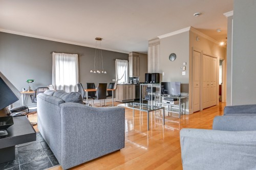 Overall view - 683 Rue St-Timothée, Montréal (Ville-Marie), QC - Indoor Photo Showing Living Room