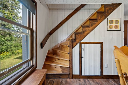 Escalier - 139 Ch. De Barkmere, Barkmere, QC - Indoor Photo Showing Other Room