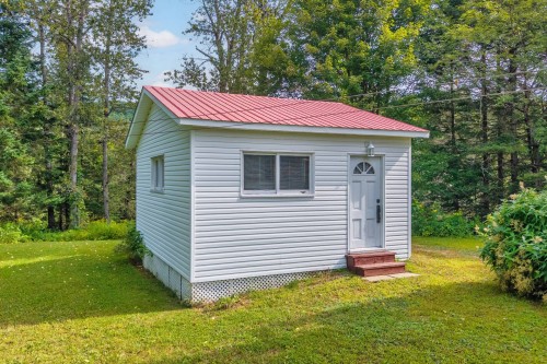 Garage - 139 Ch. De Barkmere, Barkmere, QC - Outdoor