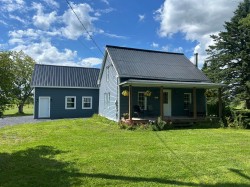 824 Rg des Écossais  Sainte-Brigide-D'Iberville, QC J0J 1X0