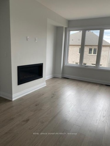 24 Periwinkle Road, Springwater, ON 