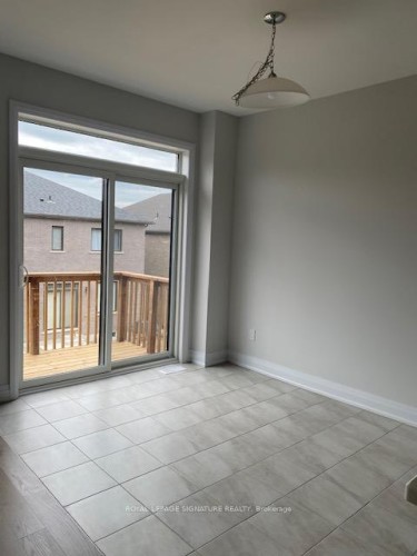 24 Periwinkle Road, Springwater, ON 