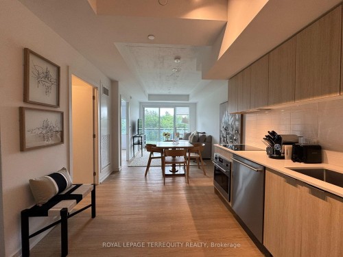 309-100 Carrick Trail, Gravenhurst, ON - Indoor Photo Showing Kitchen