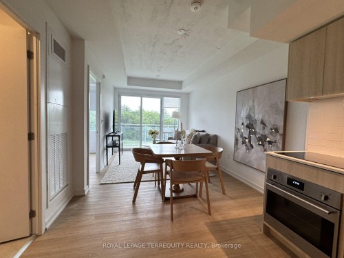 309-100 Carrick Trail, Gravenhurst, ON - Indoor Photo Showing Dining Room