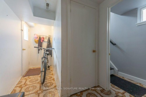 676 Abana Road, Mississauga, ON 