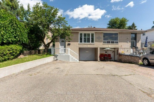 676 Abana Road, Mississauga, ON 