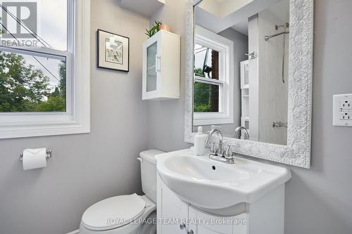 1248 Summerville Avenue, Ottawa, ON - Indoor Photo Showing Bathroom
