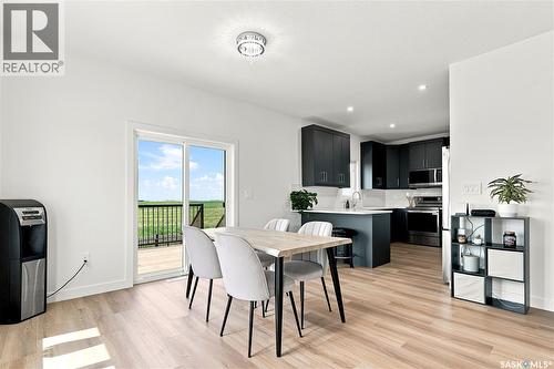 902 Bentley Manor, Saskatoon, SK - Indoor Photo Showing Dining Room