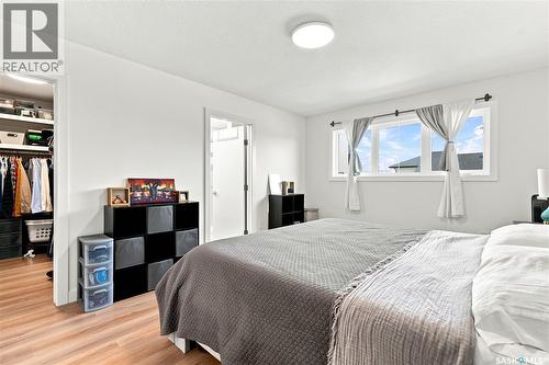 902 Bentley Manor, Saskatoon, SK - Indoor Photo Showing Bedroom