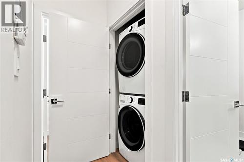 902 Bentley Manor, Saskatoon, SK - Indoor Photo Showing Laundry Room