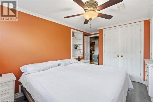 3 Mitchell Avenue, Hamilton, ON - Indoor Photo Showing Bedroom