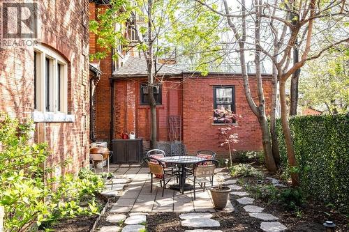 58 Wellington Street S, Hamilton, ON - Outdoor