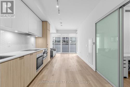 409 - 15 Queens Quay E, Toronto, ON - Indoor Photo Showing Kitchen With Upgraded Kitchen