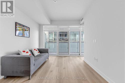 409 - 15 Queens Quay E, Toronto, ON - Indoor
