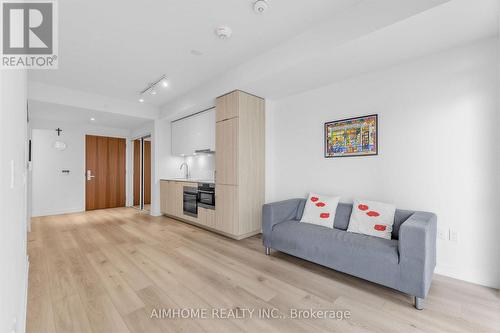 409 - 15 Queens Quay E, Toronto, ON - Indoor