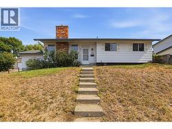 284 Arrowstone Drive Kamloops, BC V2C 1P7