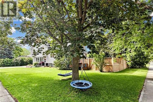 386 Cosburn Crescent, Burlington, ON - Outdoor