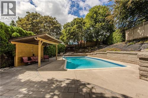 892 North Shore Boulevard W, Burlington, ON - Outdoor With In Ground Pool