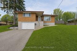 28 HOFFMAN STREET  Kitchener, ON N2M 3M7