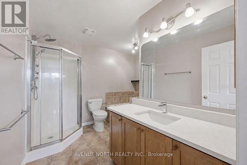 141 Gladeview Private, Ottawa, ON - Indoor Photo Showing Bathroom