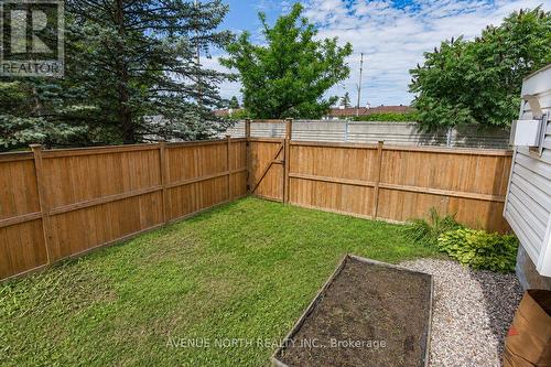 141 Gladeview Private, Ottawa, ON - Outdoor