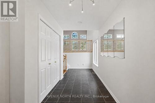 141 Gladeview Private, Ottawa, ON - Indoor Photo Showing Other Room