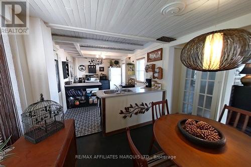 521 Burton Avenue, Cornwall, ON - Indoor Photo Showing Dining Room