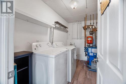 43 Critch'S Path, St John'S, NL - Indoor Photo Showing Laundry Room