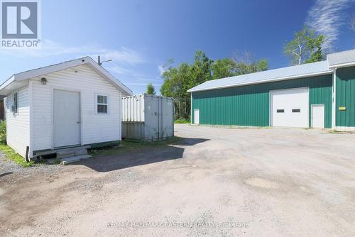 1738 8Th Line, Selwyn, ON - Outdoor With Exterior