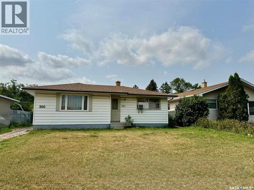 260 Angus Street, Regina, SK - Outdoor