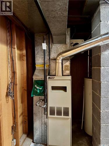 260 Angus Street, Regina, SK - Indoor Photo Showing Basement
