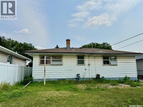260 Angus Street, Regina, SK - Outdoor