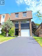 114 LOGANBERRY CRESCENT Toronto, ON M2H 3H1